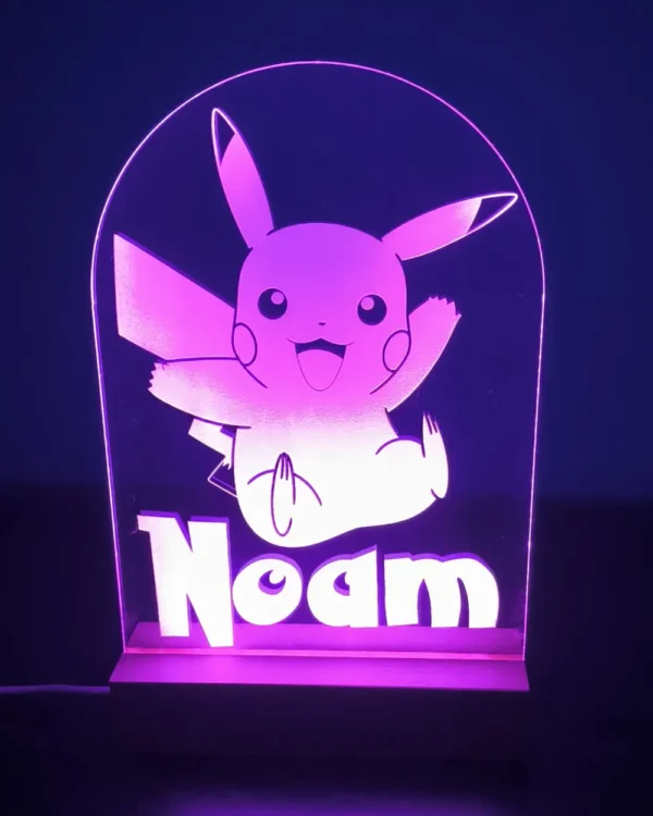 Minuit Creations - Lampe Gravée Personnalisée Pikachu