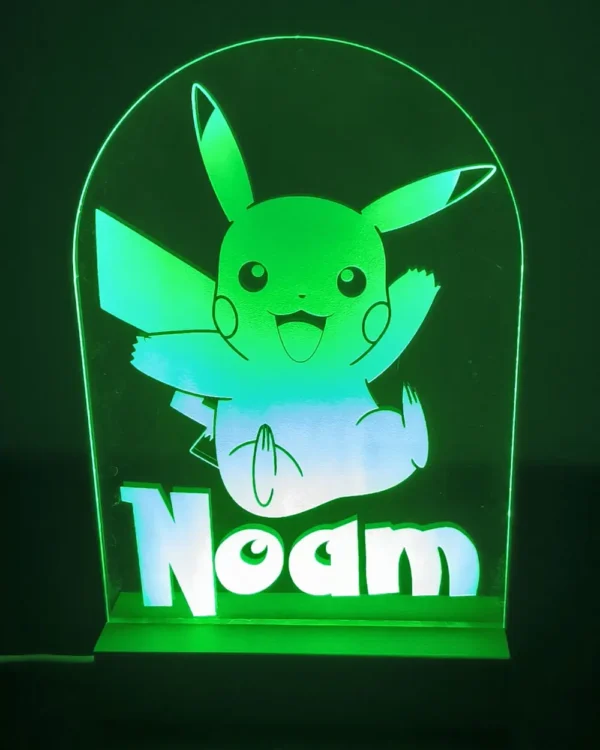 Minuit Creations - Lampe Gravée Personnalisée Pikachu