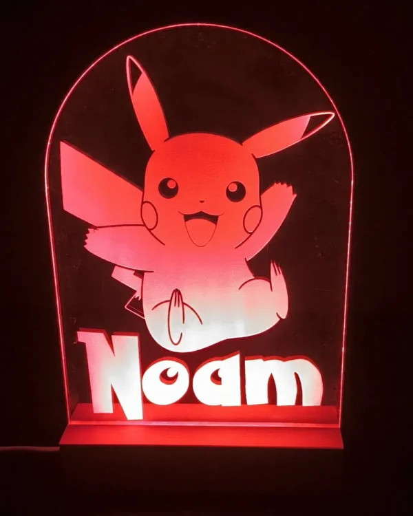 Minuit Creations - Lampe Gravée Personnalisée Pikachu